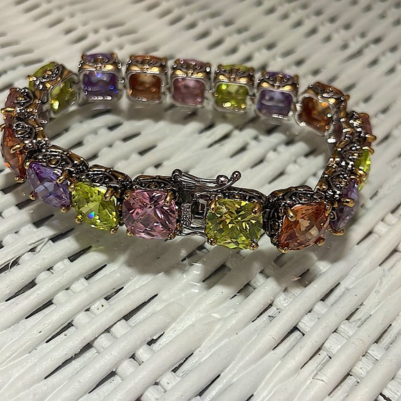 Rare Vintage Park Lane Signature Tennis Bracelet - Picture 2 of 2